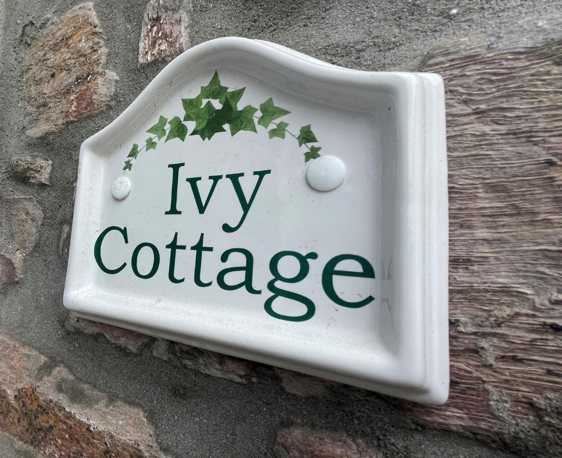 Holiday home Ivy Cottage, *